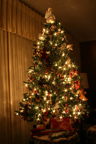 Beautiful-Christmas-Tree.jpg