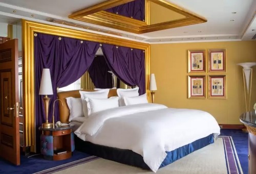 02-dubai-lux.jpg
