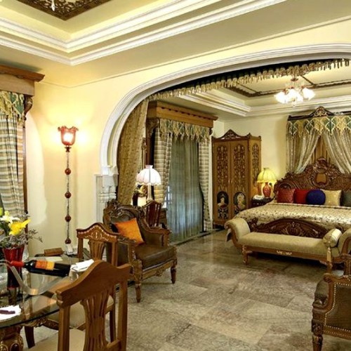Luxury-Resorts-3.jpg