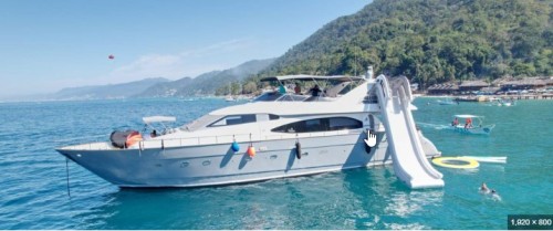 Overnight-yacht-cruises-in-Puerto-Vallarta.jpg