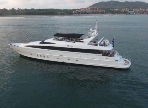 Luxury-Yacht-Rentals-Puerto-Vallarta.jpg
