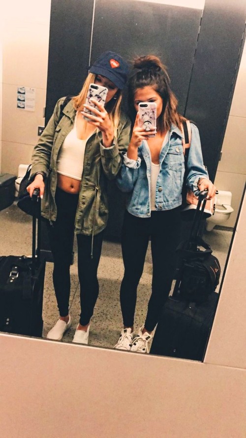 airport-outfit-color-2582.jpg