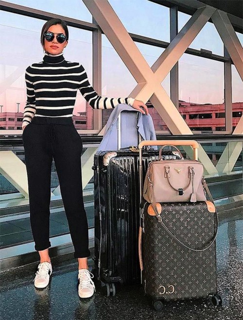airport-outfit-color-2707.jpg
