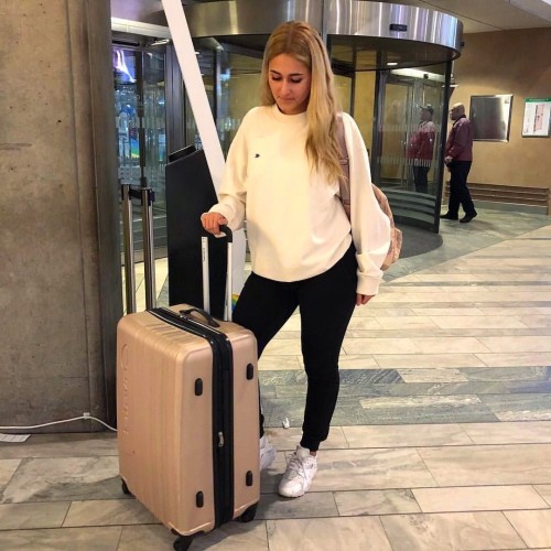 airport-outfit-color-2735.jpg