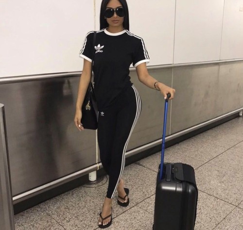 airport-outfit-color-2741.jpg