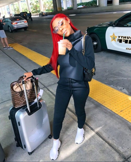 airport-outfit-color-2744.jpg