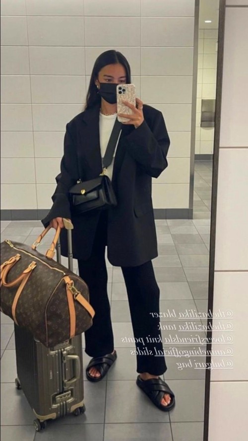 airport-outfit-color-2853.jpg