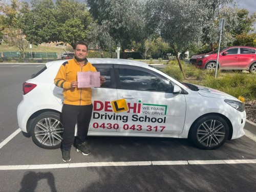 Top-Rated-Driving-Instructor-in-Greenvale-Learn-Safe-Driving-Skills.jpg