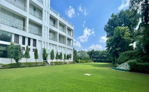 Winsome-Resort-Jim-Corbett.jpg